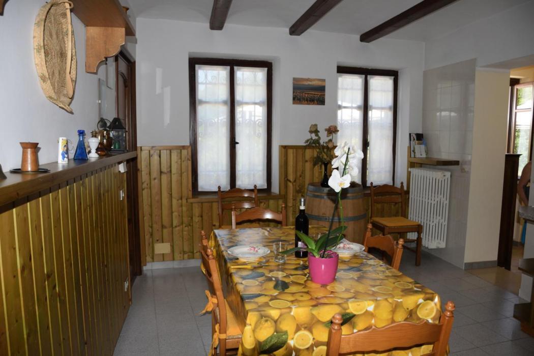 Casa Dei Ciliegi Castell'Alfero Βίλα Εξωτερικό φωτογραφία